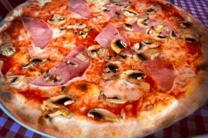 Pizza - Trattoria Portofino - Restaurant in Berlin - Review