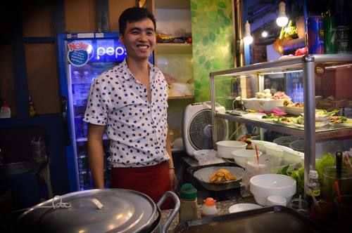 Friendly Service - Ben Thanh Streetfood Market - Ho Chi Minh, Vietnam