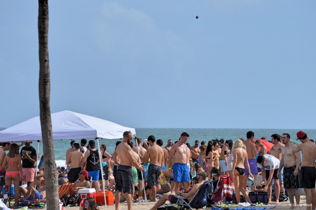 Fort Lauderdale Beach Crowd