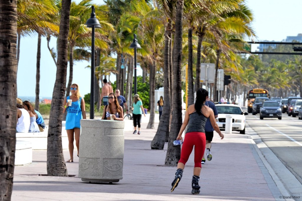 Roller Blading, Fort Lauderdale Beach, Florida, USA