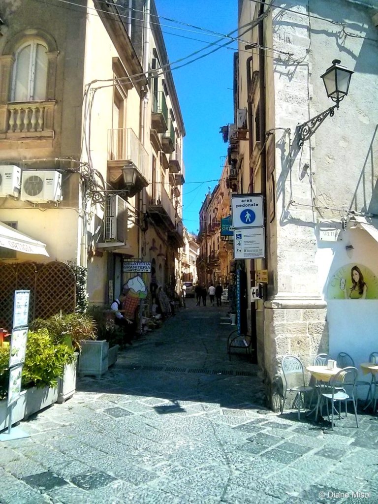 Syracuse Alley, Sicily, Italy