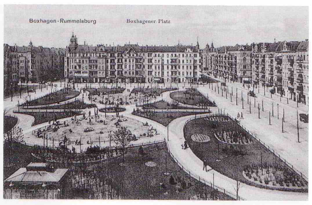 Boxhagener Platz, Friedrichshain, 1909. Photo courtesy of Wikipedia