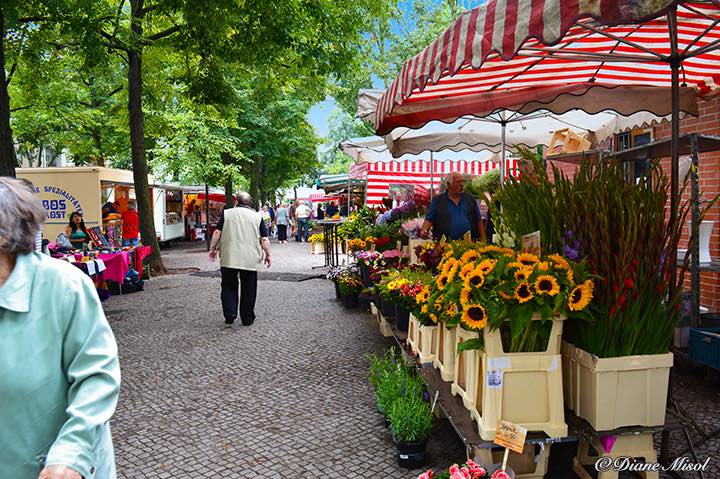Flowers, Boxhagener Platz Market, Berlin