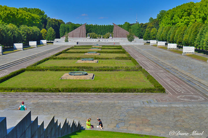 Soldier Viewpoint, Treptower Park Soviet War Memorial