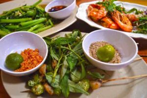 Ra Koi Restaurant - Shrimps, Scallops, Okra and Greens - Vietnam